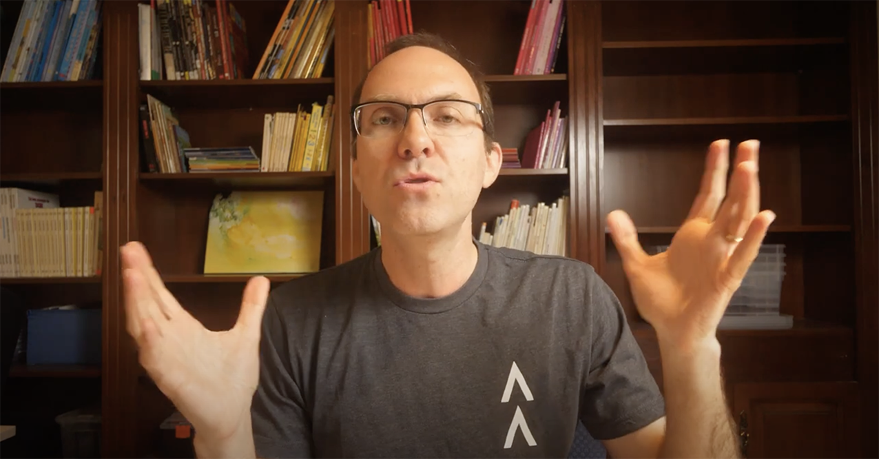 Man explaining Substreams by StreamingFast